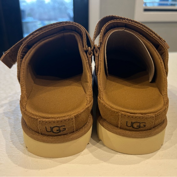 UGG Goldenstar Clog - Picture 3 of 9